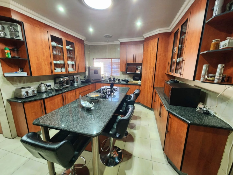 4 Bedroom Property for Sale in Vaalpark Free State
